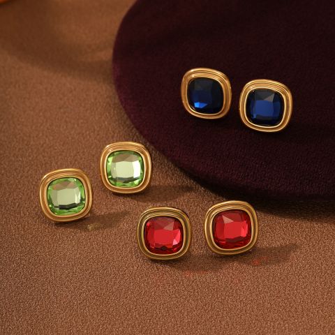 小饰品加工18K金色镶嵌锆石耳环