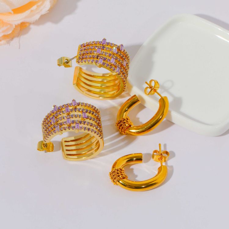 饰品厂不锈钢镶嵌浅蓝色石头镀18K金耳环