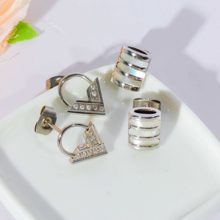 不锈钢银V字母石耳钉椭圆形壳耳钉代加工