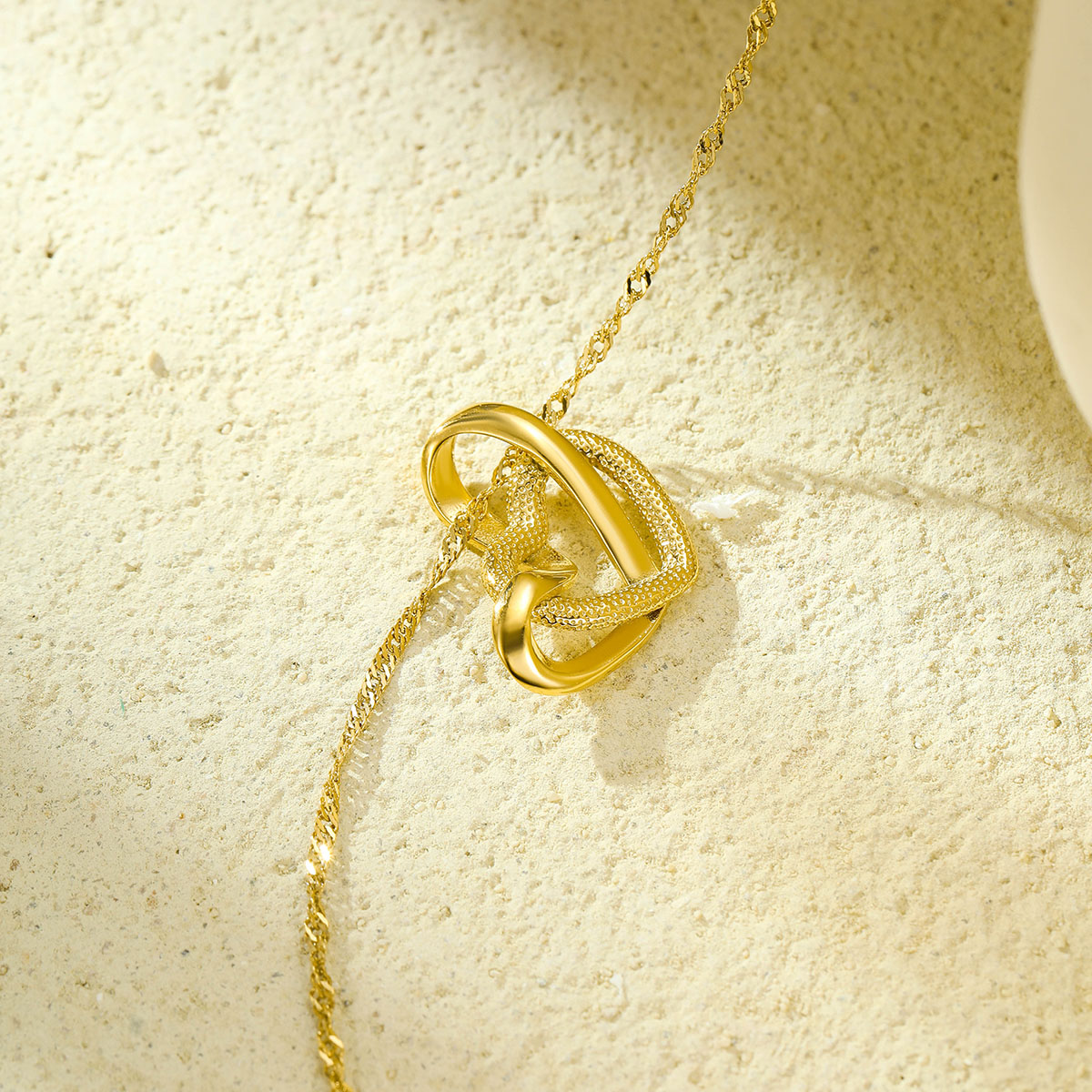 18K时尚双桃心吊坠项链