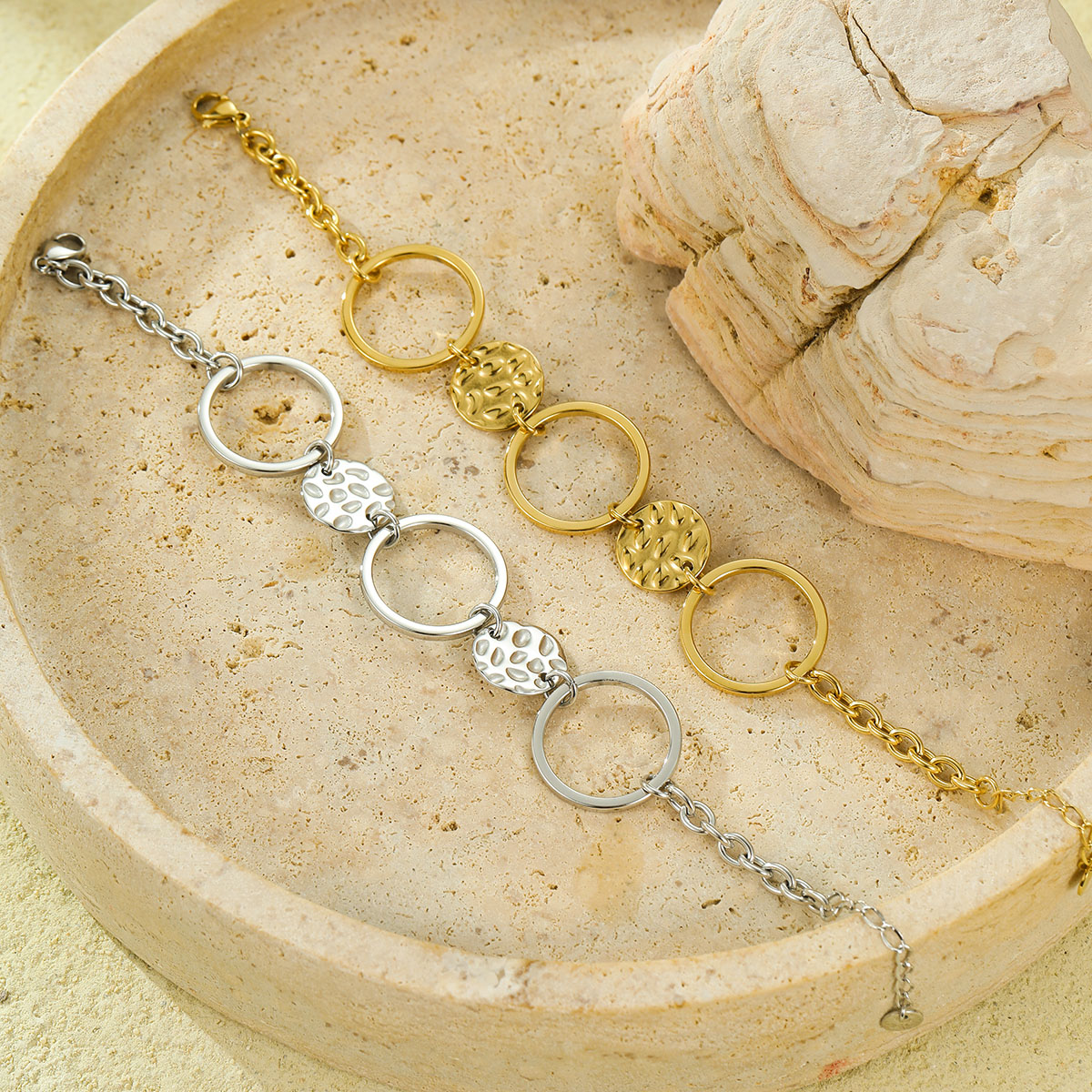  时尚珠宝简约圆链手链