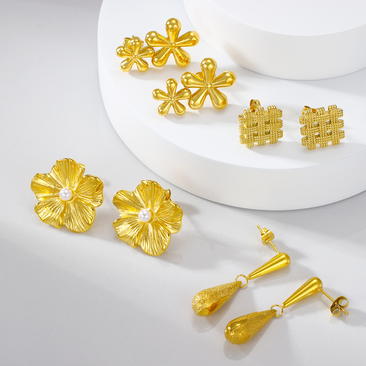 批发优雅奢华小花朵耳钉